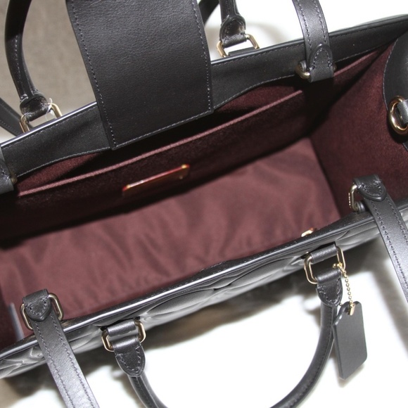 NWT Coach Maggie Large Tote Bag In Signature Leather CY672 - Picture 7 of 11